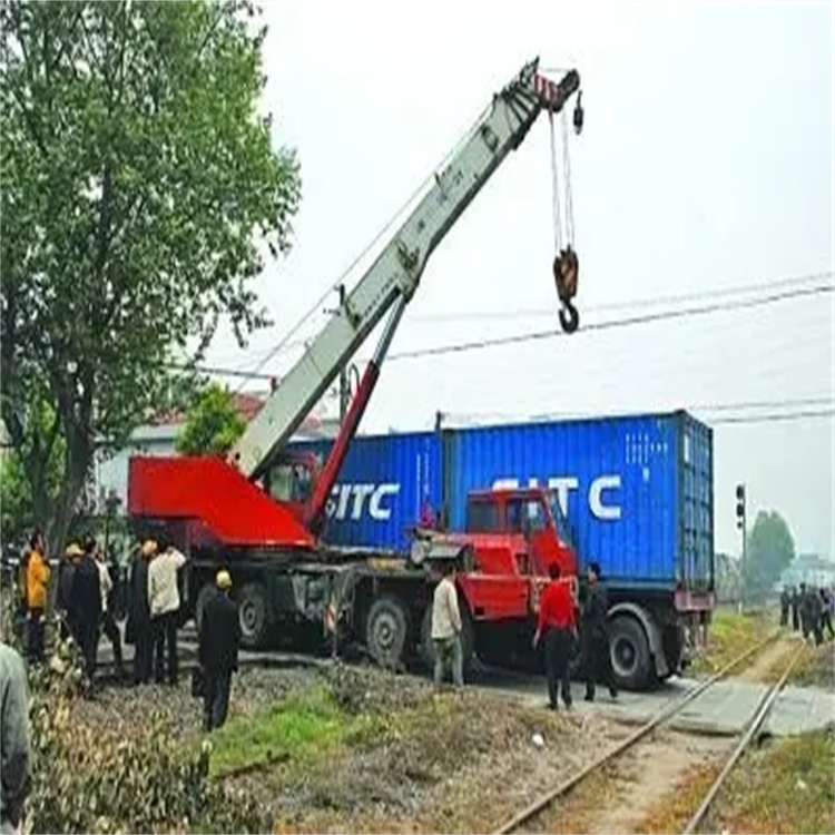 无锡梁溪如何快速找到附近的吊车救援公司